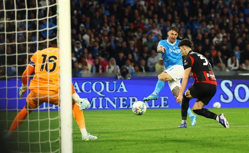 Soccer Football - Serie A - Napoli v AC Milan - Stadio Diego Armando Maradona, Naples, Italy - April 6, 2026 Napoli's Matteo Politano scores their first goal REUTERS/Ciro De Luca