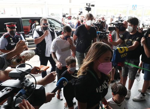 Lionel Messi leaves FC Barcelona to join Paris St Germain