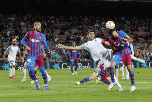 LaLiga - FC Barcelona v Granada