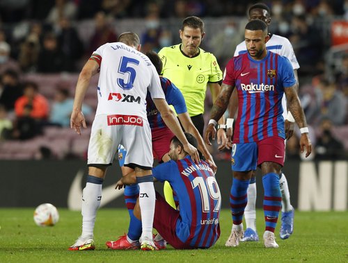 LaLiga - FC Barcelona v Deportivo Alaves