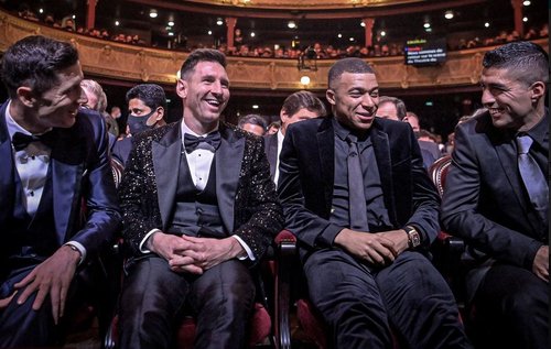 Robert Lewandowski, Lionel Messi, Kylian Mbappe i Luis Suarez