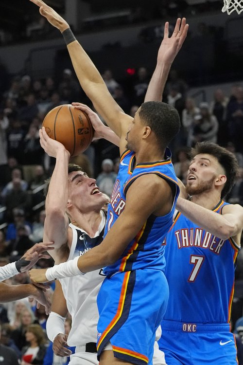NBA: Oklahoma City Thunder at Minnesota Timberwolves