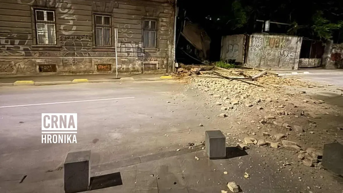U centru Sarajeva se obrušio zid, policija ogradila prostor
