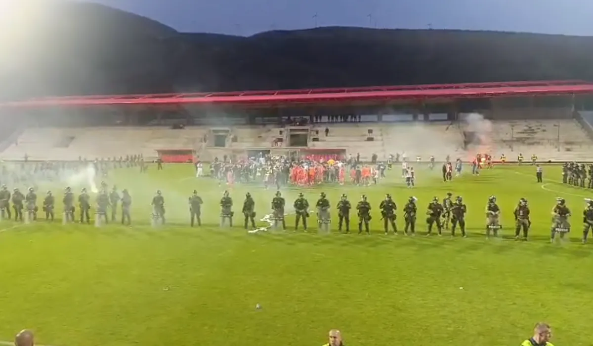 Nakon kraja utakmice došlo do naguravanja između igrača Veleža i Zrinjskog (VIDEO)