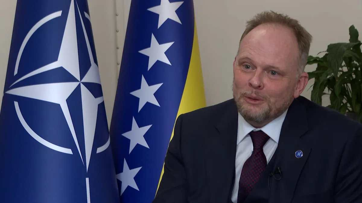 Hamilton za N1: NATO neće dozvoliti bezbjednosni vakuum u BiH, ali očekujemo veća izdvajanja za odbranu