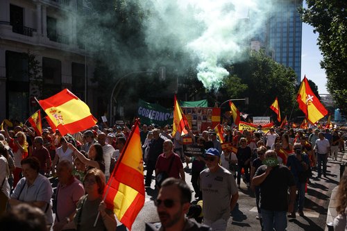 People take part in a rally organised by Spain’s far-right VOX party against Prime Minister Pedro Sanchez’s government, in Madrid, Spain, May 23, 2026. REUTERS/Kacper Pempel