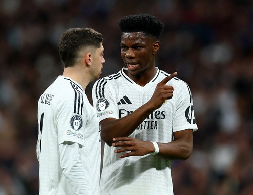 FILE PHOTO: Soccer Football - Champions League - Knockout Phase Playoff - Second Leg - Real Madrid v Manchester City - Santiago Bernabeu, Madrid, Spain - February 19, 2025 Real Madrid's Federico Valverde and Aurelien Tchouameni Action Images via Reuters/M