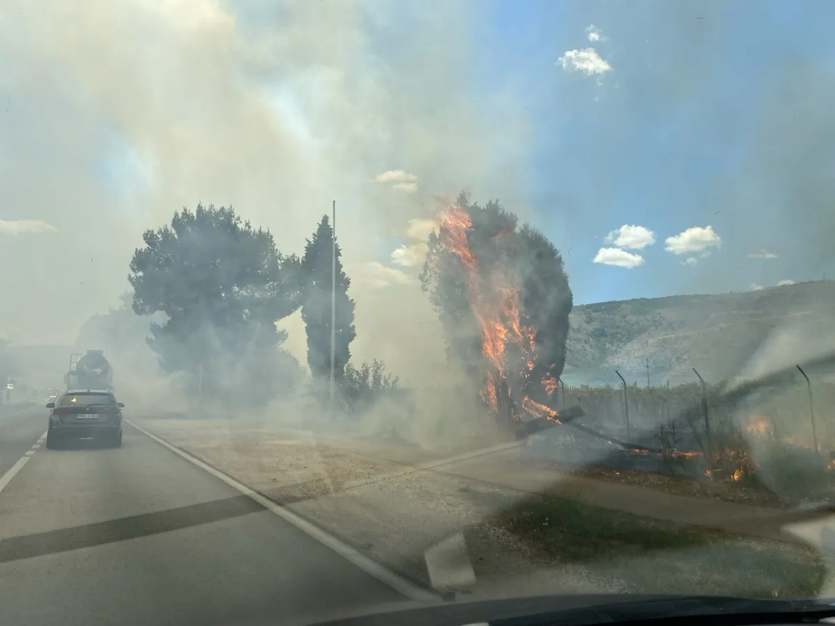Požar kod Mostara lokaliziran, ekipe na terenu prate situaciju