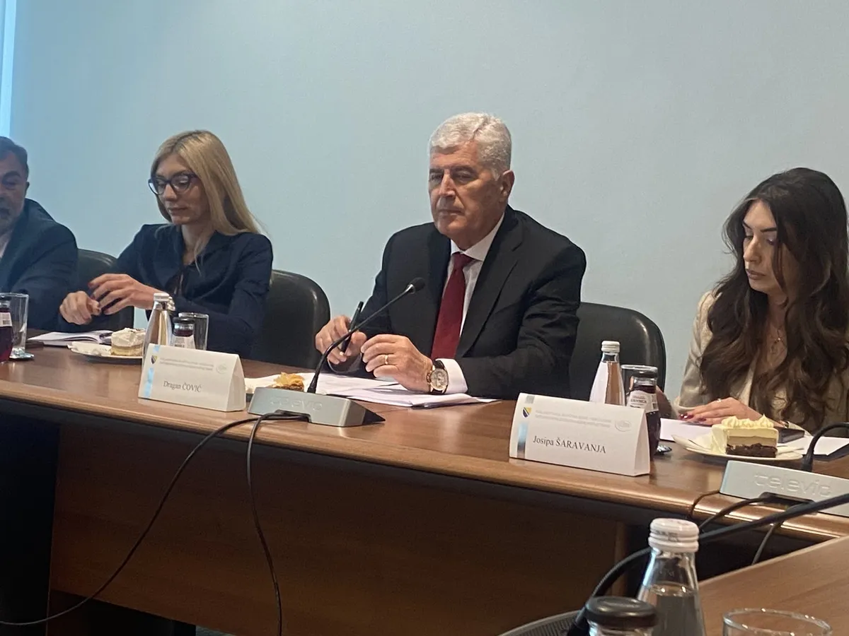 Čović o optužbama za diplomu: "Sve je lako provjeriti" - otkrio i da je Lasić nudio ostavku