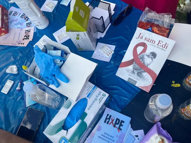 Prvo javno i besplatno testiranje na Povorci ponosa u Sarajevu: "Mnogi kažu da je lakše dobiti dijagnozu HIV-a nego dijabetesa"