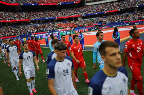 2026-06-18T231633Z_378924630_RC2JWLA7876A_RTRMADP_3_SOCCER-WORLDCUP-SWI-BIH