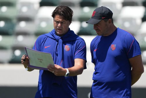 Soccer Football - FIFA World Cup 2026 - United States Training - Great Park Sports Complex, Irvine, California, U.S. - June 24, 2026 U.S. coach Mauricio Pochettino during training IMAGN IMAGES via Reuters/Kirby Lee