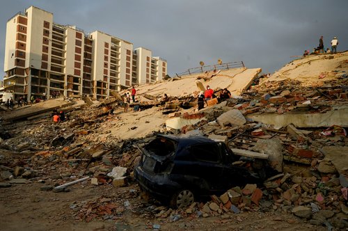 2026-06-28T071810Z_1221033299_RC2M2MA7NSEX_RTRMADP_3_VENEZUELA-QUAKE