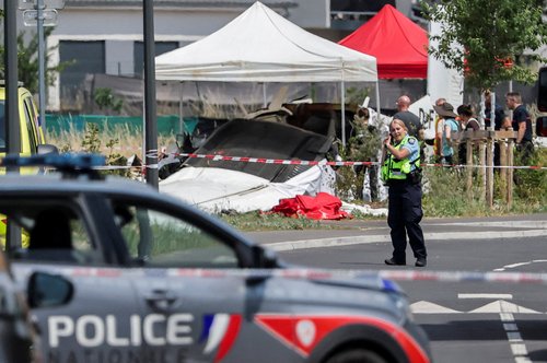 2026-06-28T124250Z_2062982288_RC203MA36RH9_RTRMADP_3_FRANCE-CRASH