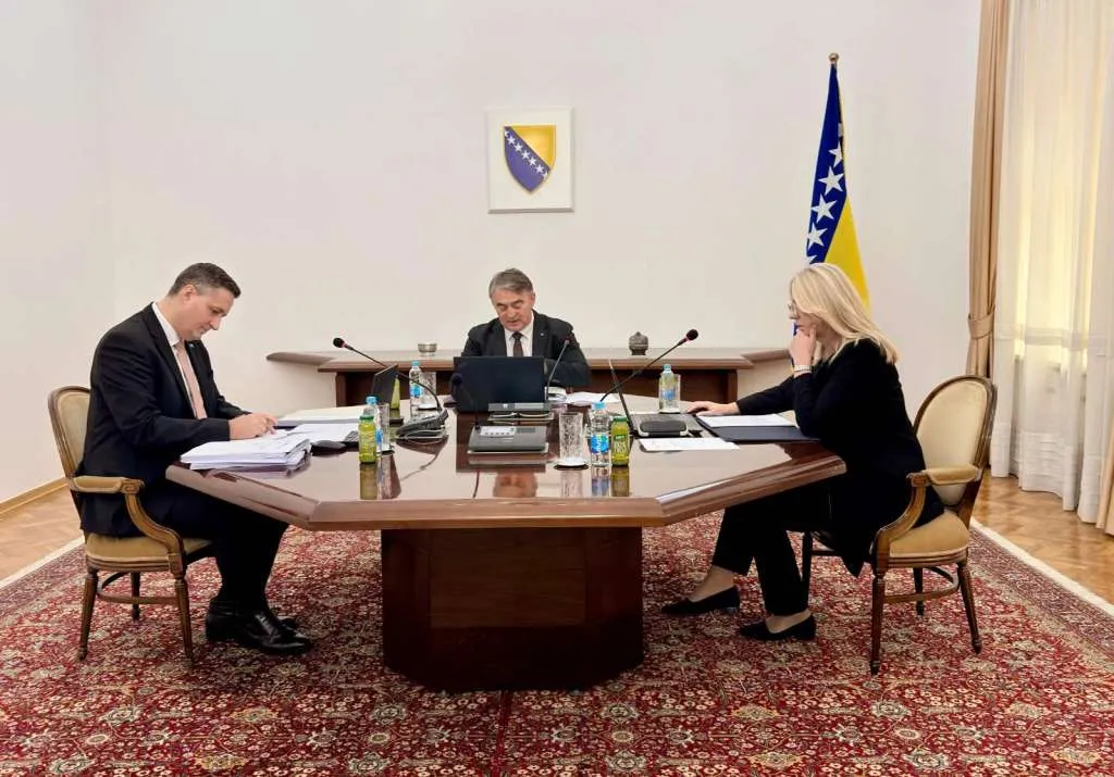 Predsjedništvo BiH: Stvorene pretpostavke da se deblokira rad Komisije za očuvanje nacionalnih spomenika BiH