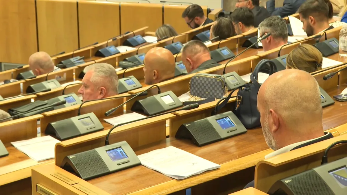 Usvojen hitni postupak za zakon o vanrednoj upravi, Nikšić n