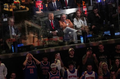 REUTERS/Nathan Howard REFILE - CORRECTING FROM "NBA PLAYOFFS" TO "NBA FINALS".