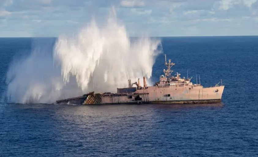Valiant Shield: Japanci torpedirali američki brod na dno okeana
