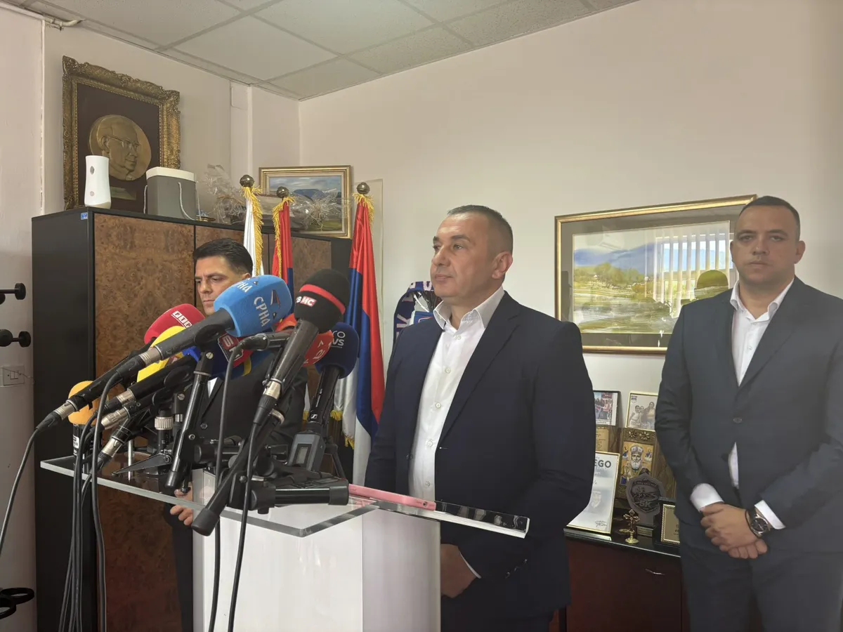 (VIDEO) Načelnik Pala poručio ministru unutrašnjih poslova RS: Policajci su vršili torturu, Nikola je u bolnici i mokri krv