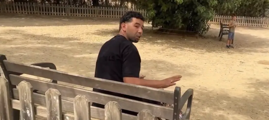 Novinar iznervirao Yamalovog oca, došlo skoro do fizičkog sukoba: Nemojte me snimati! (VIDEO)