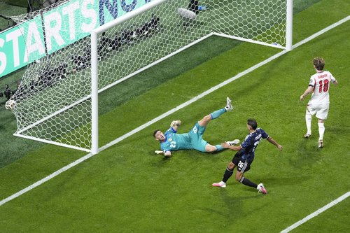 2026-07-15T202911Z_714084570_UP1EM7F1KWL8E_RTRMADP_3_SOCCER-WORLDCUP-ENG-ARG