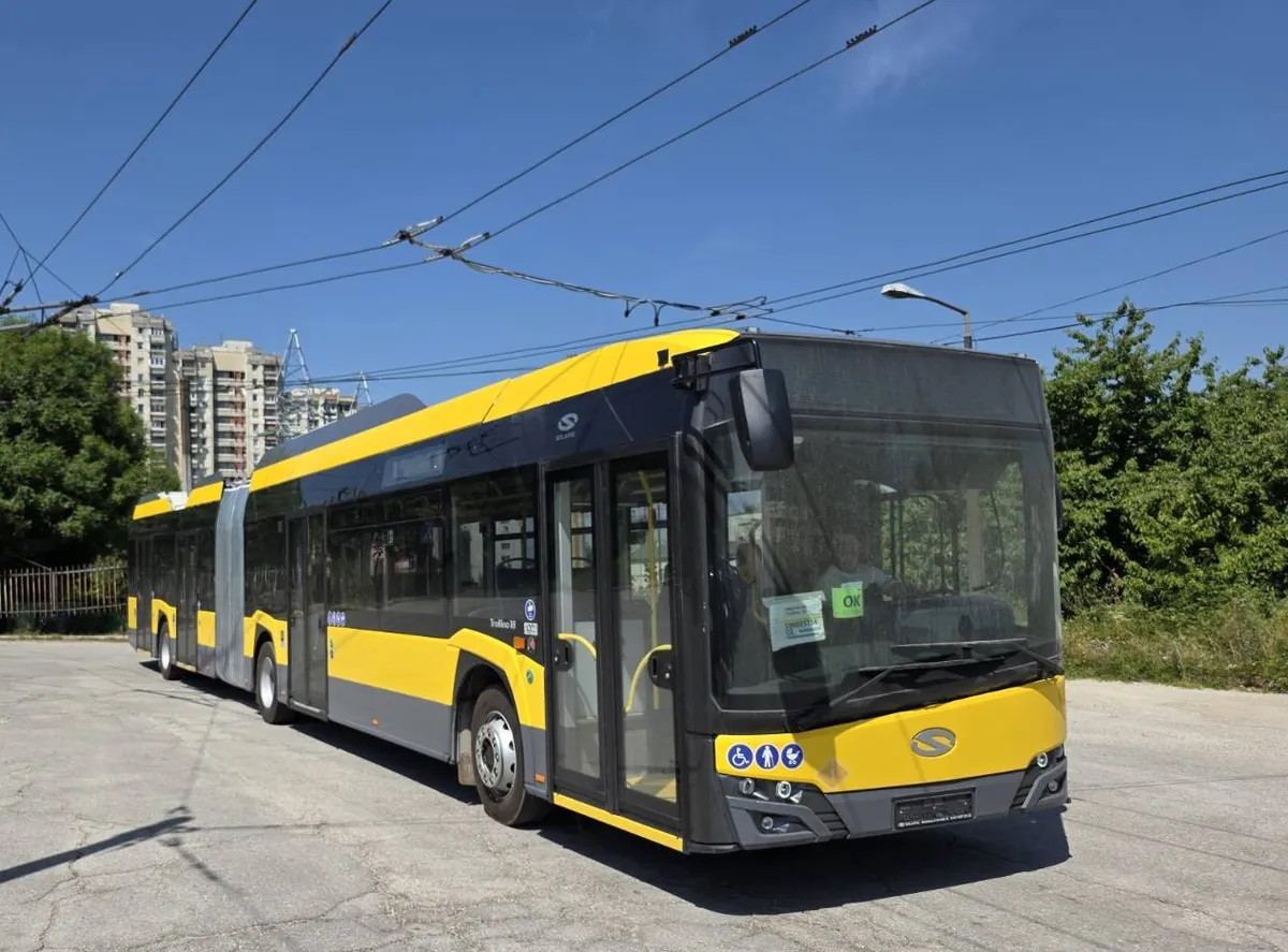 U Sarajevo stigao i drugi od 10 novih Solaris trolejbusa