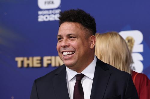 Soccer Football - FIFA World Cup 2026 - Final - Spain v Argentina - VIP Arrivals - New York New Jersey Stadium, East Rutherford, New Jersey, U.S. - July 19, 2026 Former Brazil football player Ronaldo arrives at the stadium ahead of the match REUTERS/Amand