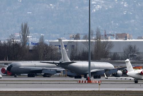 FILE PHOTO: U.S. Air Force planes on the tarmac of Sofia airport, Bulgaria, February 19, 2026. REUTERS/Stoyan Nenov/File Photo
