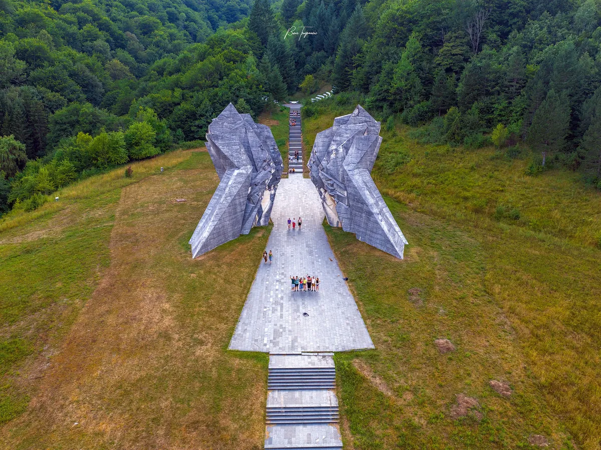Impresivne fotografije Tjentišta: Monument koji priča jednu od najvažnijih priča iz historije BiH