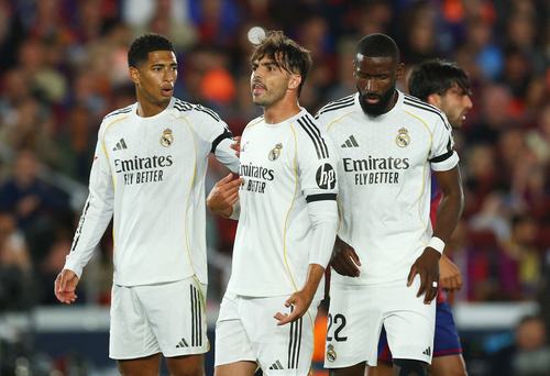 Soccer Football - LaLiga - FC Barcelona v Real Madrid - Spotify Camp Nou, Barcelona, Spain - May 10, 2026 Real Madrid's Jude Bellingham, Raul Asencio and Antonio Rudiger REUTERS/Albert Gea