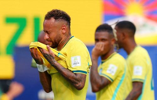 Soccer Football - FIFA World Cup 2026 - Round of 16 - Brazil v Norway - New York New Jersey Stadium, East Rutherford, New Jersey, U.S. - July 5, 2026 Brazil's Neymar Jr. looks dejected after the match as Brazil are eliminated from the World Cup REUTERS/Mi