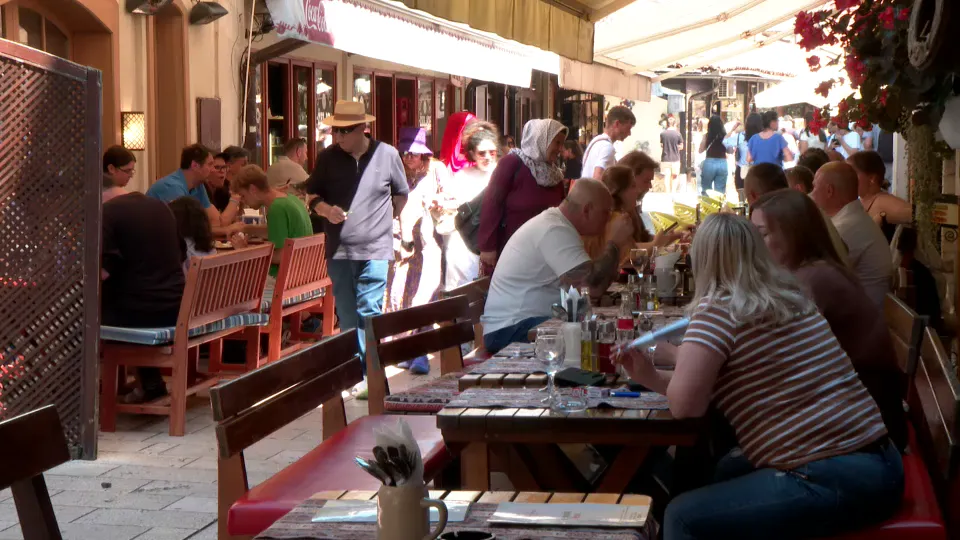 Veći promet, veća odgovornost: Šta su enterobakterije i zašto ih je inspekcija pronašla u dijelu sarajevskih restorana?