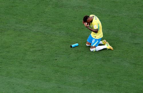 Soccer Football - FIFA World Cup 2026 - Round of 16 - Brazil v Norway - New York New Jersey Stadium, East Rutherford, New Jersey, U.S. - July 5, 2026 Brazil's Neymar Jr. looks dejected after the match REUTERS/John Sibley