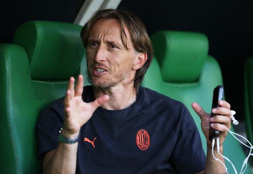 Soccer Football - Pre Season Friendly - Manchester United v AC Milan - Tarczynski Arena, Wroclaw, Poland - August 15, 2026 AC Milan's Luka Modric inside the stadium before the match REUTERS/Kacper Pempel