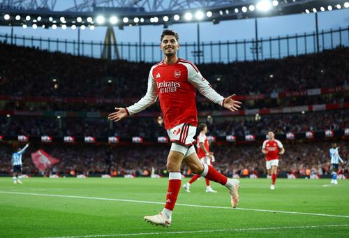 2026-08-21T192034Z_2077466104_UP1EM8L1HM31V_RTRMADP_3_SOCCER-ENGLAND-ARS-COV