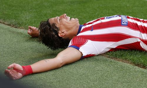 Soccer Football - LaLiga - Atletico Madrid v Villarreal - Riyadh Air Metropolitano, Madrid, Spain - August 23, 2026 Atletico Madrid's Giuliano Simeone celebrates scoring their second goal REUTERS/Thomas Peter