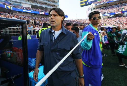Soccer Football - FIFA World Cup 2026 - Round of 32 - United States v Bosnia and Herzegovina - San Francisco Bay Area Stadium, Santa Clara, California, U.S. - July 1, 2026 U.S. coach Mauricio Pochettino before the match REUTERS/Carlos Barria