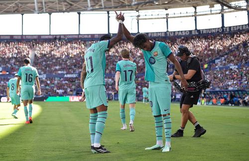 Soccer Football - LaLiga - Levante v FC Barcelona - Estadi Ciutat de Valencia ,