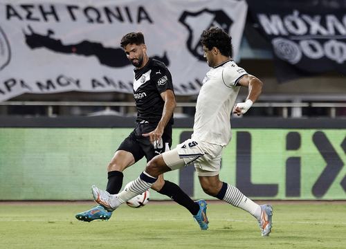 Soccer Football - UEFA Europa League - OFI v TSG 1899 Hoffenheim - Pankritio Stadium, Heraklion, Greece - September 17, 2026 TSG 1899 Hoffenheim's Ozan Kabak in action with OFI's Kenan Kodro REUTERS/Louisa Gouliamaki