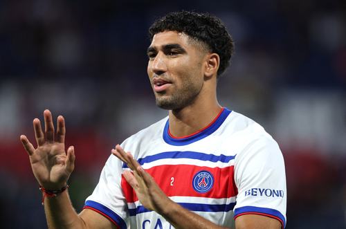 Soccer Football - Ligue 1 - Paris St Germain v AS Monaco - Parc des Princes, Paris, France - September 4, 2026 Paris St Germain's Achraf Hakimi during the warm up before the match REUTERS/Stephanie Lecocq