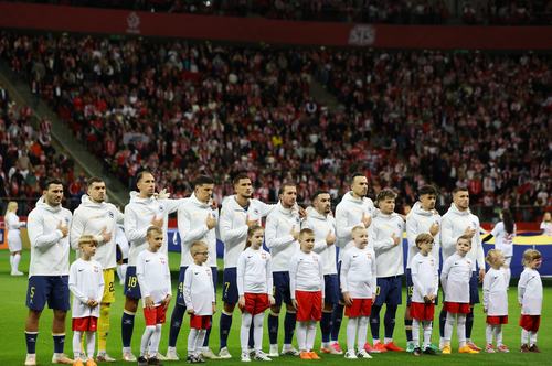 Soccer Football - Nations League - Group H - Poland v Bosnia and Herzegovina - PGE Narodowy, Warsaw, Poland - September 25, 2026 Bosnia and Herzegovina players line up before the match REUTERS/Kacper Pempel