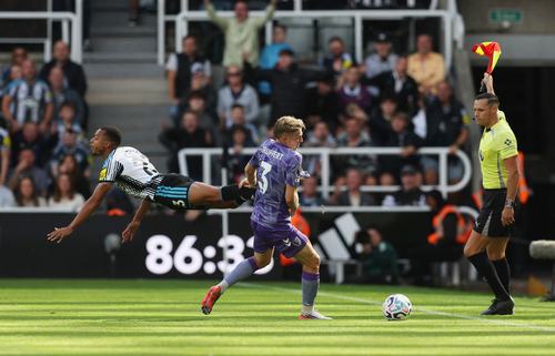 Soccer Football - Premier League - Newcastle United v AFC Bournemouth -