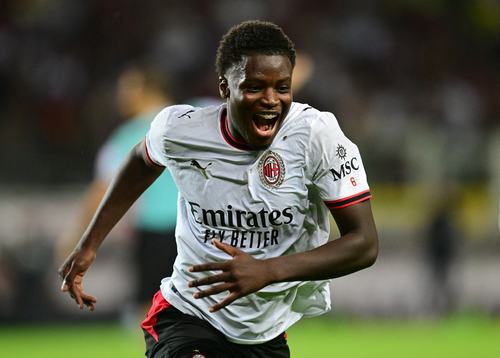 Soccer Football - Serie A - Torino v AC Milan - Stadio Olimpico Grande Torino, Turin, Italy - August 23, 2026 AC Milan's Alphadjo Cisse celebrates scoring their first goal REUTERS/Daniele Mascolo