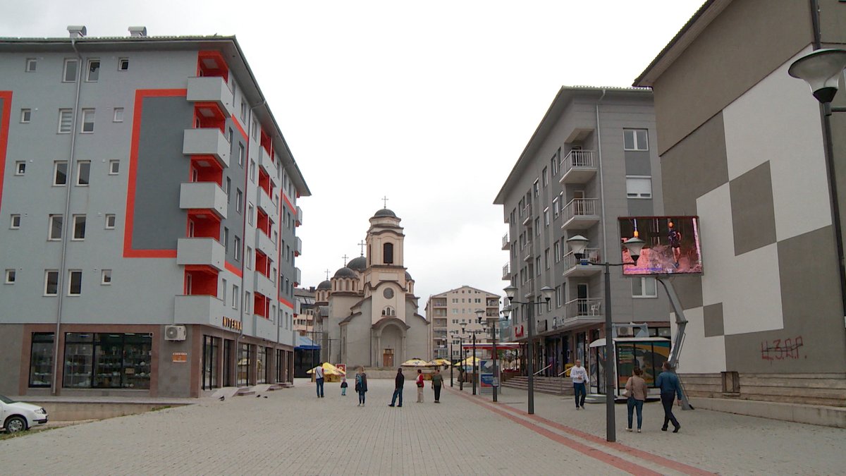 Istočno Sarajevo bez vode: Havarija na glavnom cjevovodu, ulicama se slijevaju potoci VIDEO