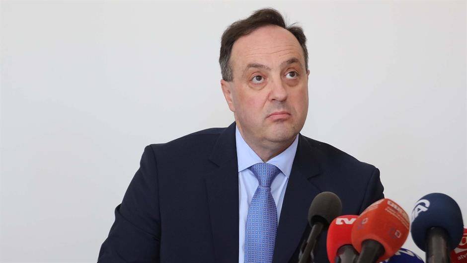 Disciplinary prosecutor seeks removal of suspended Court of 