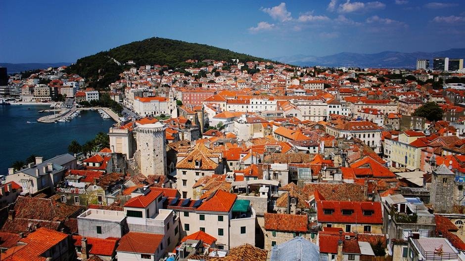 Split predlaže zabranu prodaje alkohola ljeti u trgovinama nakon 21 sat