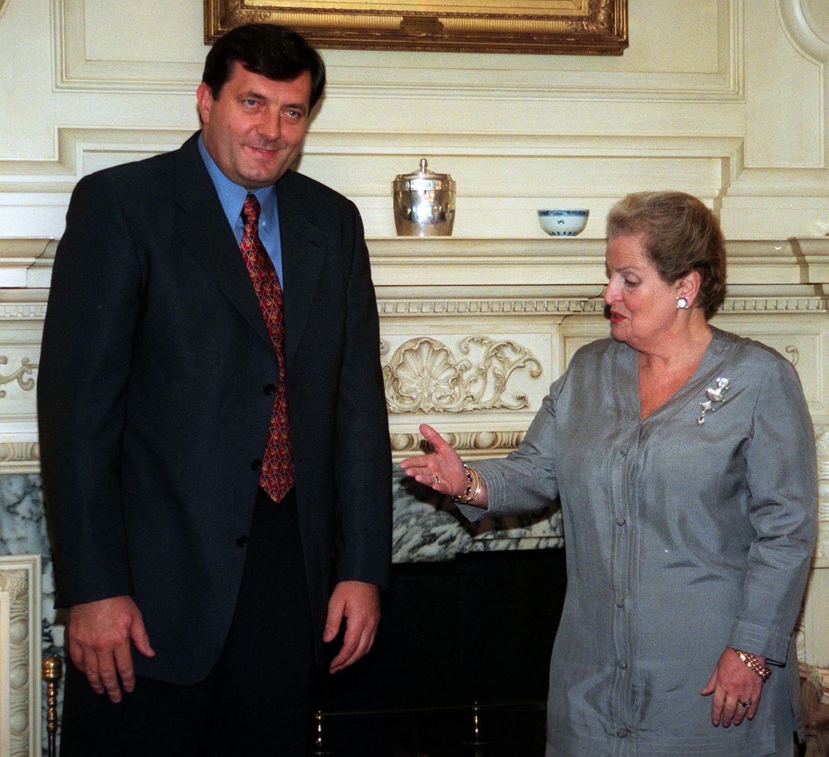 000_SAWH990930757720