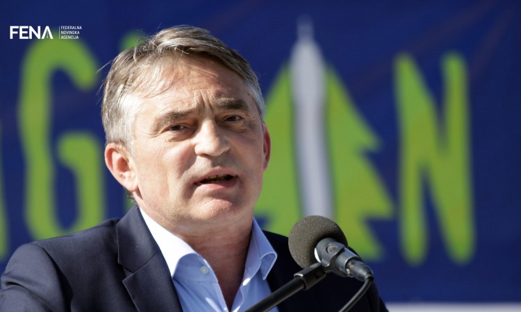 020819zeljko_komsic_markica (1)