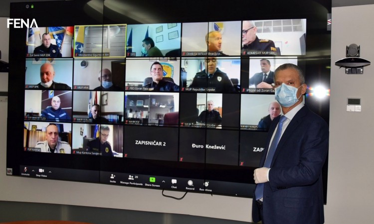 030420_Radoncic_konferencija_markica