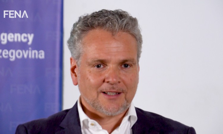 040720_satler_markica